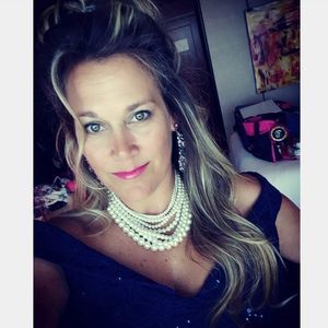 Meet your Posher, Karla